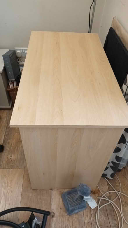 Photo of free Desk. (Birstall LE4) #2