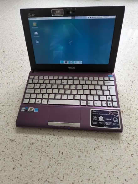 Photo of free ASUS notebook with debian Linux installed (Disley SK12) #1
