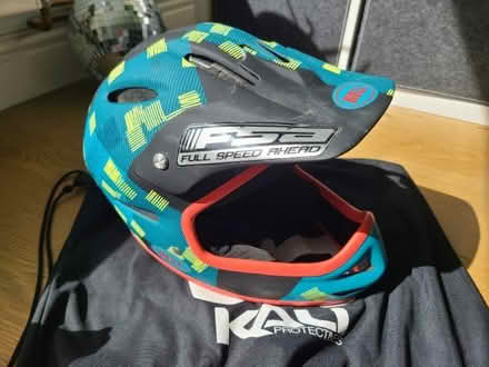 Photo of free Full face mtb helmet (Langley SL3) #2