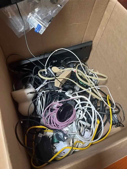 Photo of free Lots of electronics (Cambridgeport) #1