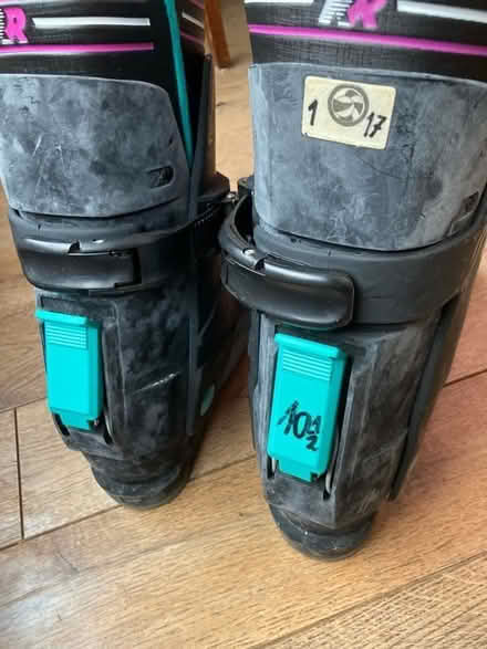 Photo of free Men’s ski boots size 10 (RUshden NN10) #4