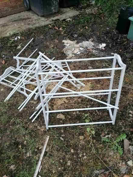 Photo of free shoe racks - in white (Starbeck HG1) #1
