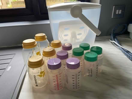 Photo of free Baby Milk Bottles & Steriliser (Bicester Fringford) #1