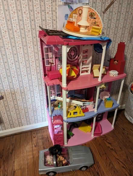 Photo of free Barbie House, Barbie car (Derwood) #1