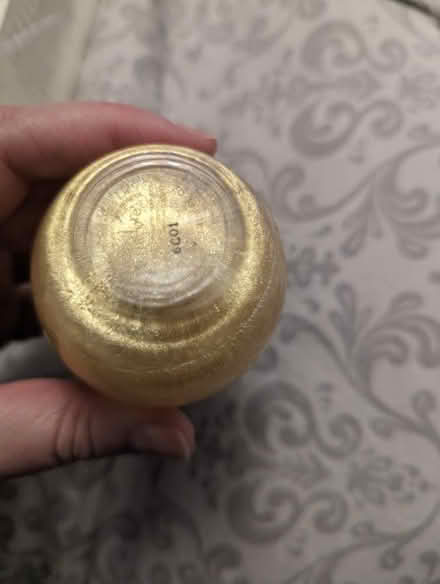 Photo of free J'adore perfume oil (Sutton) #2