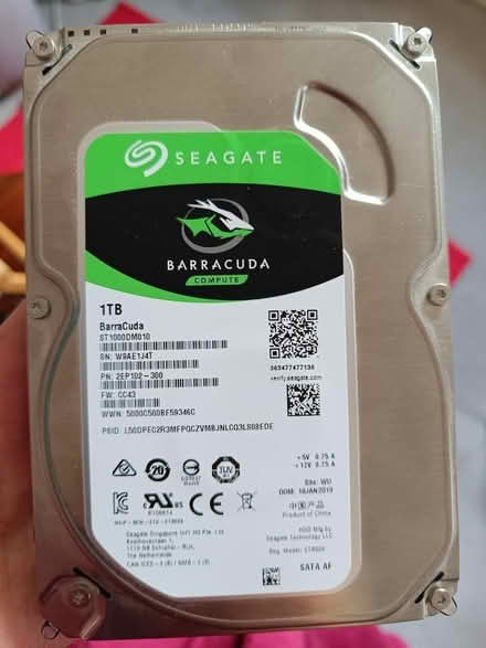 Photo of free 1 tb computer hard drive (CF24) #1