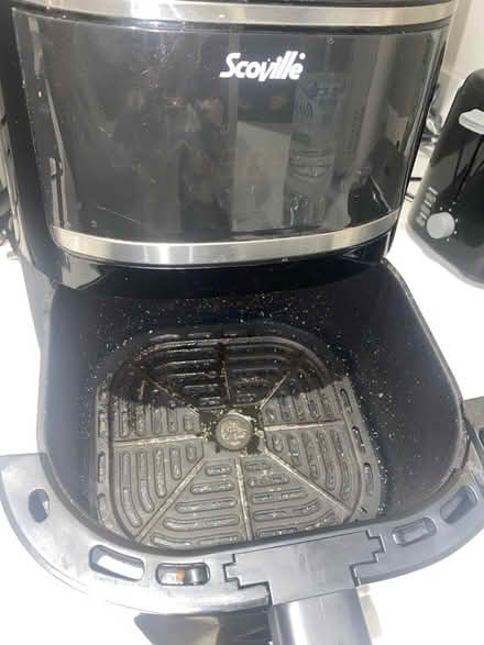 Photo of free Air fry - Scoville it's NOT Working (RM13) #3