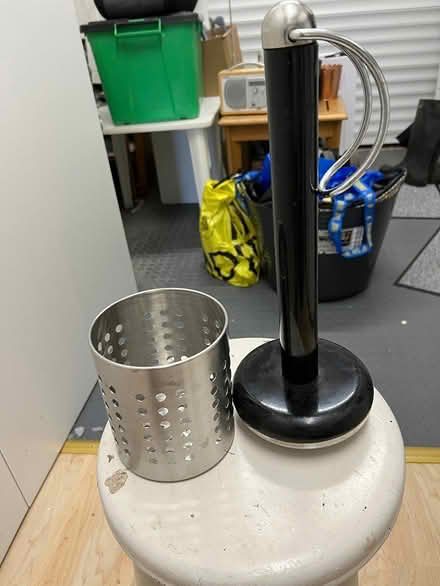 Photo of free Kitchen roll holder/sink tidy (Cheltenham GL53) #1