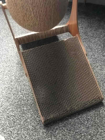 Photo of free Cat scratcher board and rope ball (Granton EH5)