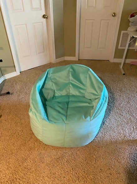 Photo of free Bean bag chair (Dunlora) #1