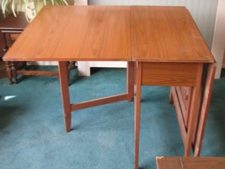 Photo of free Drop leaf table (Laindon SS15) #2