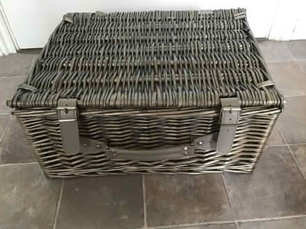Photo of free Wicker Picnic Hamper (Fair Oak SO50) #1