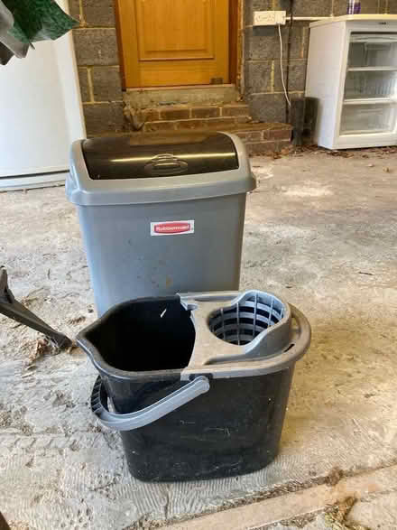 Photo of free Swing bin & mop bucket (Blewbury OX11) #1