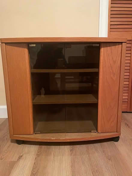 Photo of free TV Stand (Putnam Valley) #1