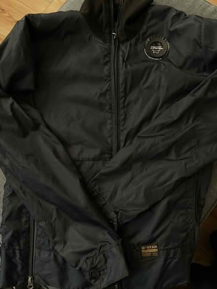 Photo of free Men’s medium jacket (Grays RM17) #1