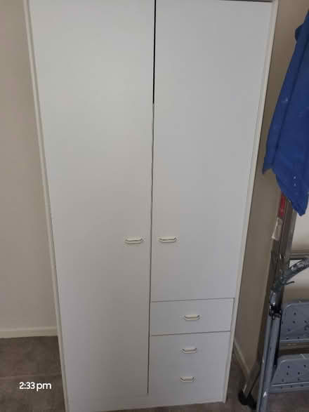 Photo of free wardrobe (Limekilns KY11) #1