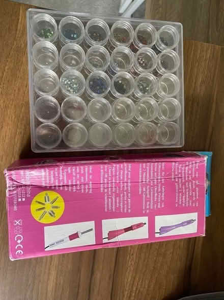 Photo of free Crystal / rhinestone applicator (Caldecott OX14) #2