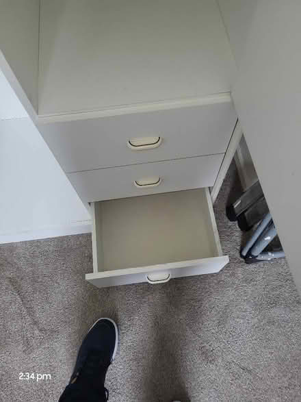 Photo of free wardrobe (Limekilns KY11) #3