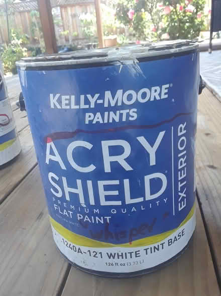 Photo of free Exterior paint. White. Color is (Bascom/Moorpark) #2