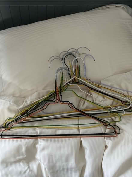 Photo of free Hangers (CV34) #1