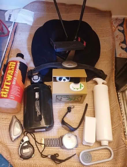 Photo of free Neck support + gadgets (Harlesden) #4