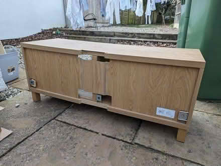 Photo of free TV Stand/Bench (Thames Ditton KT7) #3