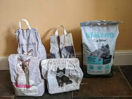 Photo of free Cat litter (High St) #1