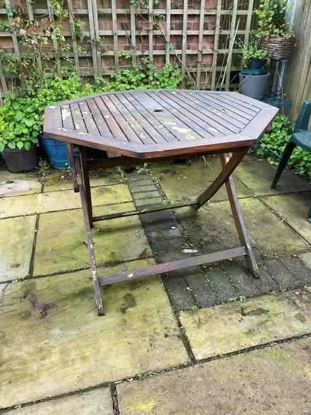 Photo of free Garden table (Mollington CH1) #1