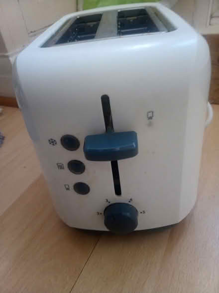Photo of free Breville 2 slot toaster (Lawnswood, Leeds LS16) #1