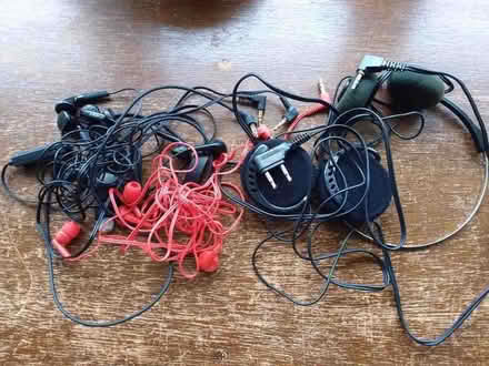 Photo of free A collection of ear pieces (Selattyn SY10) #1