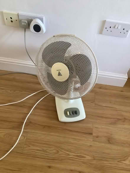 Photo of free Small table fan (Wickford) #1
