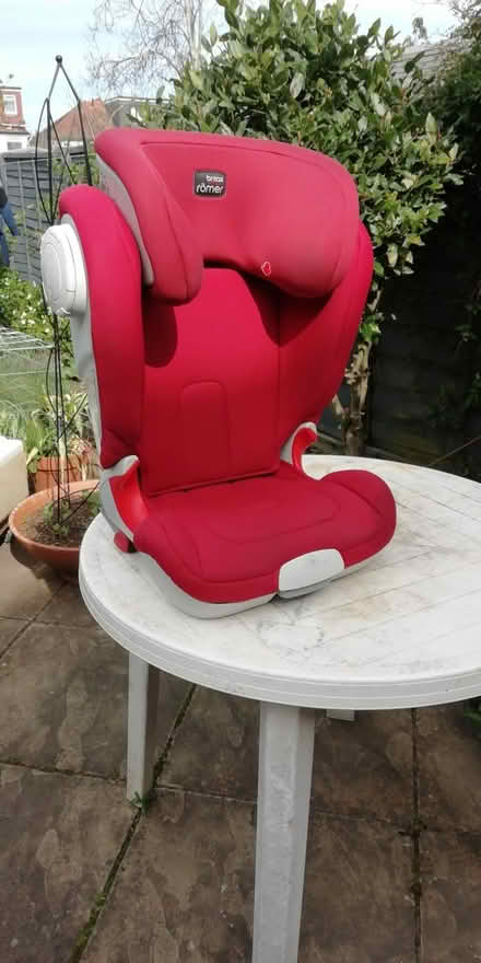 Photo of free Britax Romer car seat (Ewell, KT19) #1