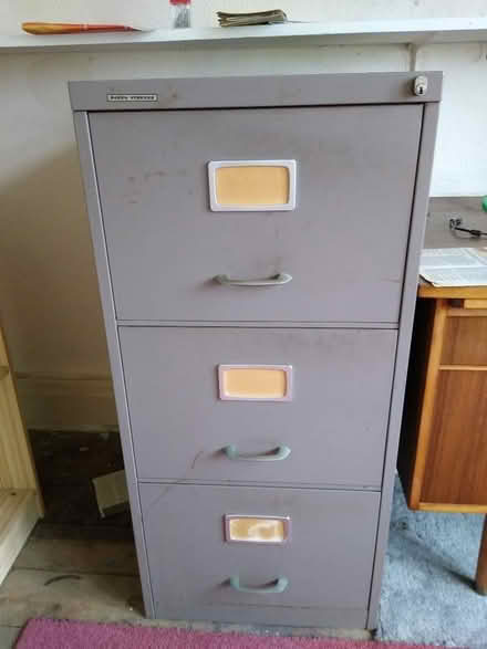 Photo of free filing cabinet (Upton CH49) #1