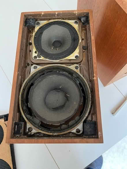 Photo of free Pair of vintage speakers (Frome centre) #3