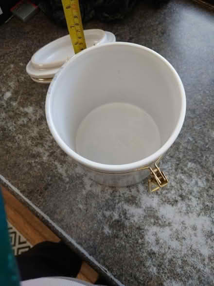 Photo of free Kilner storage jar/biscuit barrel (Nunthorpe TS7) #3