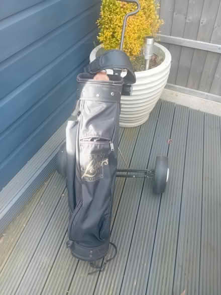 Photo of free Golf trolley and bag (NN15) #1