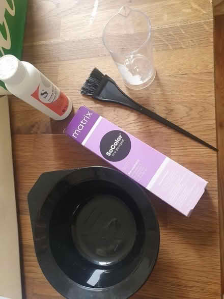 Photo of free Sally's dark brown hair dye (SN15) #1