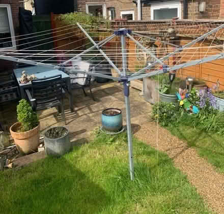 Photo of free Rotary washing line (Chesham HP5) #2