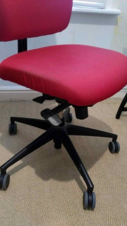Photo of free Desk / office chair (OX1) #2