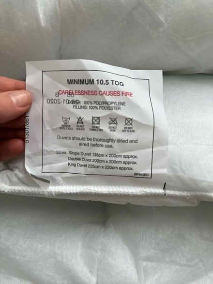 Photo of free Double duvet (Ealing Broadway) #2