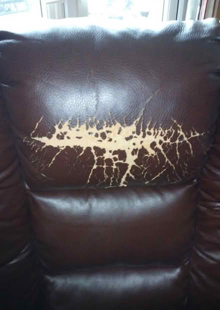 Photo of free Riser recliner chair (Pending Collection) (Barry CF62) #3
