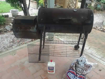 Photo of free Smoker. Has some rust on exterior (Bascom/Moorpark) #3