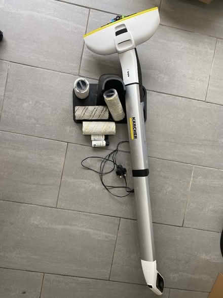 Photo of free Karcher steam mop (Earlsfield SW18) #1