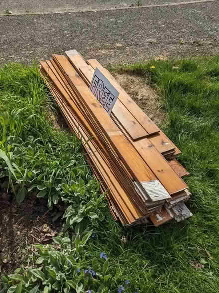 Photo of free Wood and bricks (Wyton PE28) #2