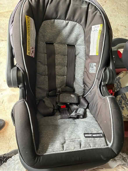 Photo of free Infant car seat (Rutherford NJ) #1