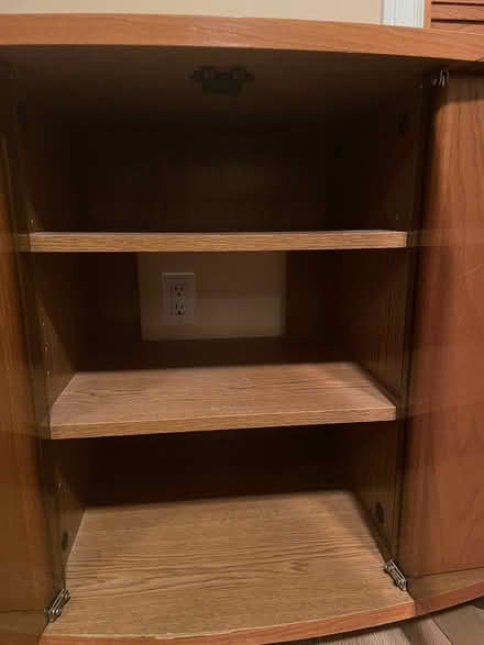Photo of free TV Stand (Putnam Valley) #3