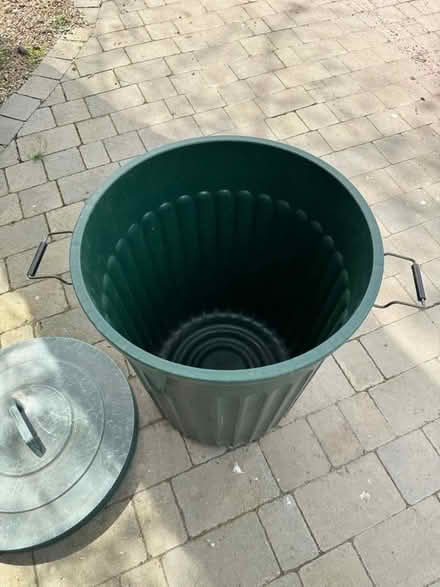 Photo of free Large green outdoor bin (Kingfield, Woking) #2
