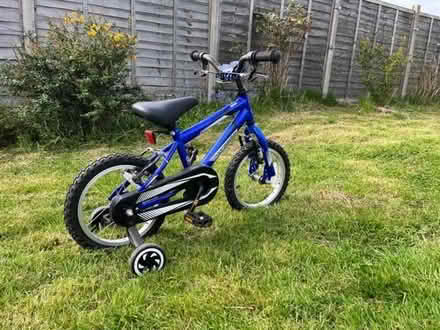Photo of free Kids bike with trainer wheels (New Marston OX3) #2