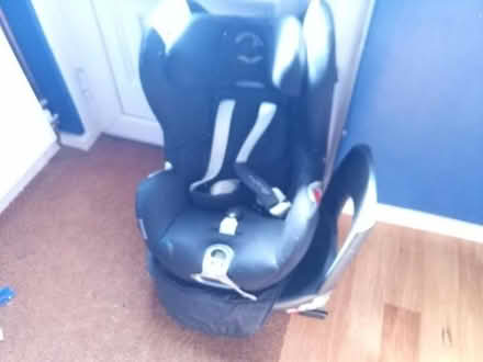Photo of free fix Car seat (Cam GL11) #3