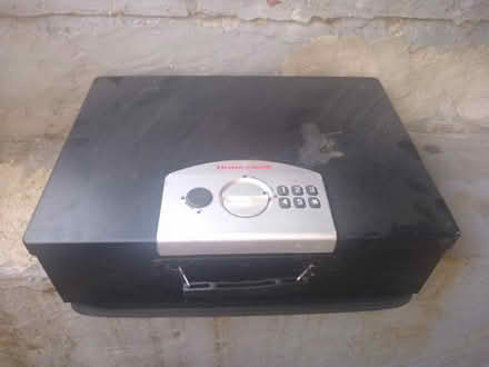 Photo of free Honeywell key/combo safe (Morris Park) #1